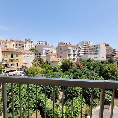 Sunny Mercury - Room In Apartment Cannes Buitenkant foto